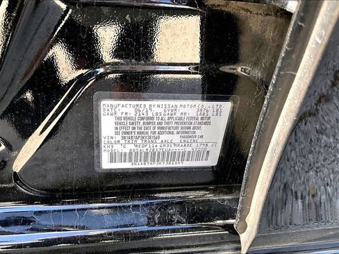 Used 2019 Nissan Sentra SR FWD image 4