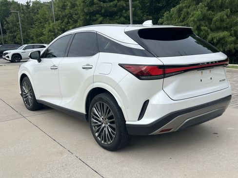 Used 2024 Lexus RX 350 FWD w/ Convenience Package image 8