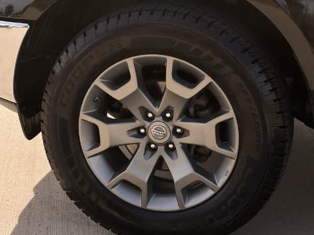 Used 2019 Nissan Frontier SL RWD image 9