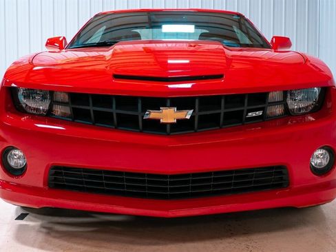 Used 2011 Chevrolet Camaro SS image 15