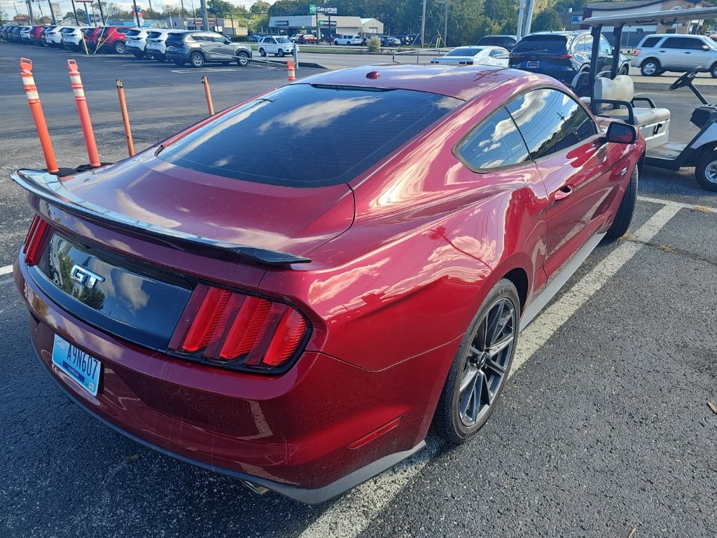 Used 2016 Ford Mustang GT Premium RWD image 9