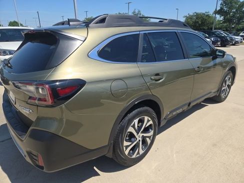 Used 2022 Subaru Outback Limited w/ Popular Package #2 AWD/4WD image 3