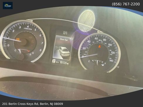 Used 2017 Toyota Camry XSE image 21