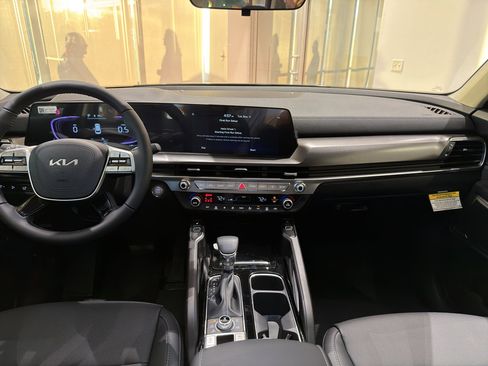 New 2025 Kia Telluride S image 14
