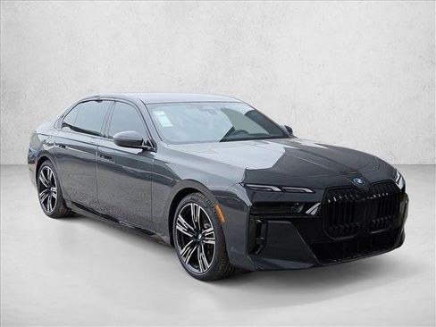 New 2026 BMW i7 eDrive50 w/ M Sport Package RWD image 6