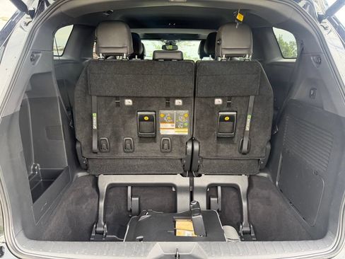 Used 2023 Toyota Sienna XSE w/ XSE Plus Package AWD/4WD image 25