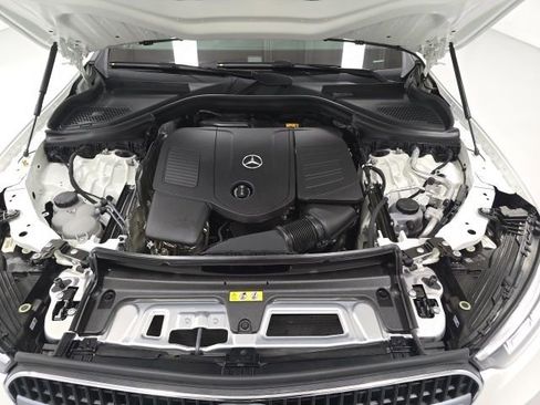 Used 2023 Mercedes-Benz GLC 300 4MATIC image 30