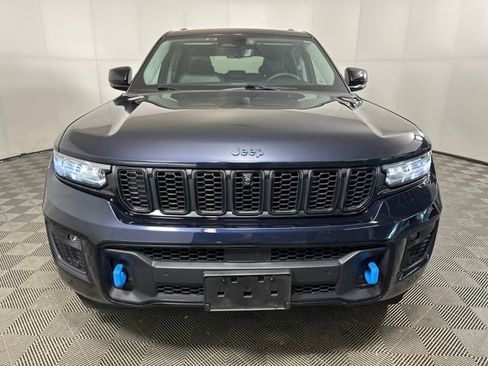 Used 2023 Jeep Grand Cherokee 30th Anniversary image 8