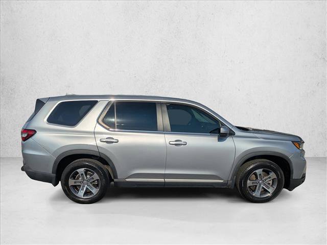 Certified 2023 Honda Pilot EX-L image 4