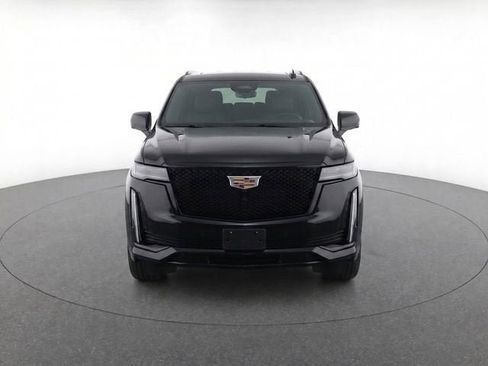 Certified 2024 Cadillac Escalade Sport Platinum w/ LPO, ONYX Package AWD/4WD image 5