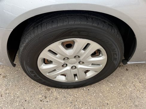 Used 2019 Dodge Grand Caravan SE image 8