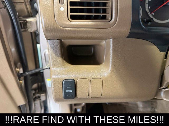 Used 2003 Honda CR-V LX image 24