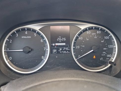 Used 2021 Nissan Kicks S FWD image 10