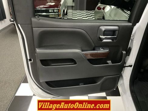 Used 2018 GMC Sierra 1500 SLT AWD/4WD image 27