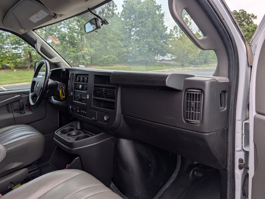 Used 2023 Chevrolet Express 2500 Extended w/ Driver Convenience Package RWD image 5