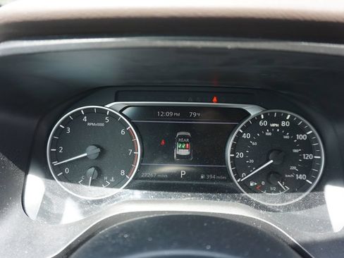 Used 2023 Nissan Rogue SV FWD image 7