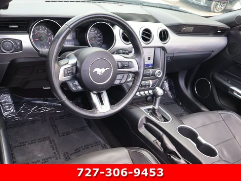 Used 2020 Ford Mustang Premium RWD image 18