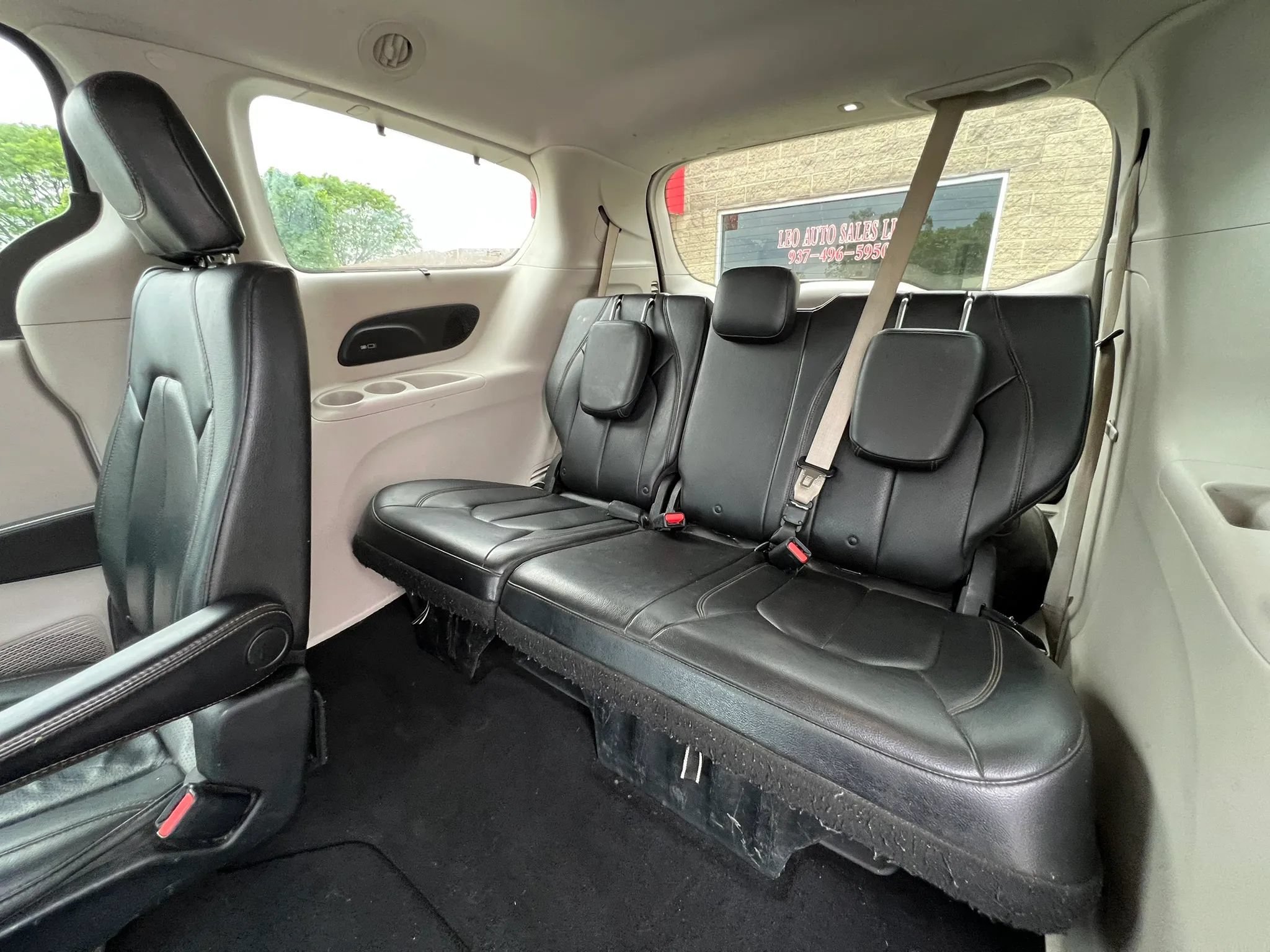 Used 2017 Chrysler Pacifica Touring-L Plus FWD image 25