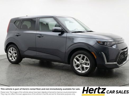 Used 2025 Kia Soul LX w/ LX Technology Package FWD image 1