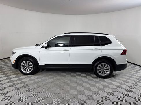 Used 2018 Volkswagen Tiguan S w/ 3rd Row Seat Package AWD/4WD image 7