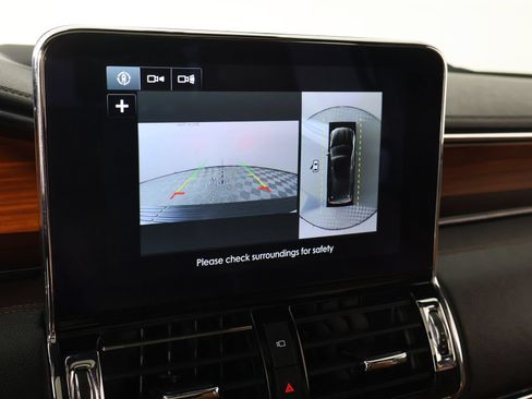 Used 2019 Lincoln Navigator L Reserve AWD/4WD image 6