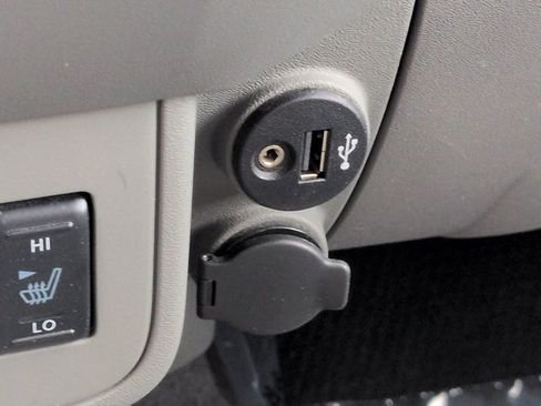 Certified 2020 Nissan Frontier SV RWD image 20