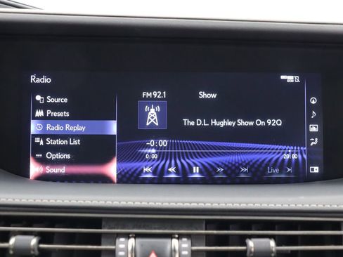 Used 2019 Lexus LS 500 w/ Interior Upgrade Package RWD image 26