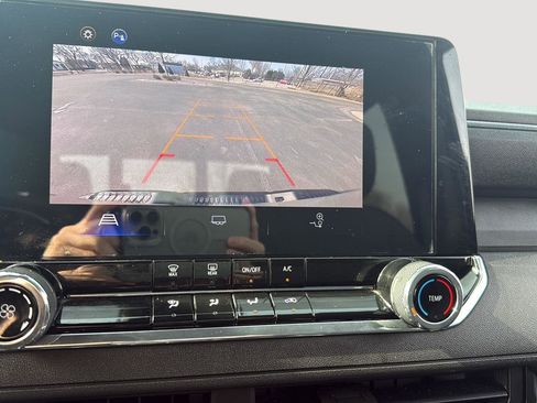 Used 2024 Chevrolet Colorado Trail Boss w/ Advanced Trailering Package image 31