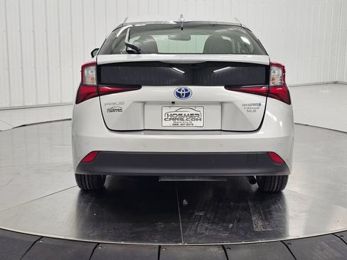 Used 2019 Toyota Prius XLE AWD/4WD image 4
