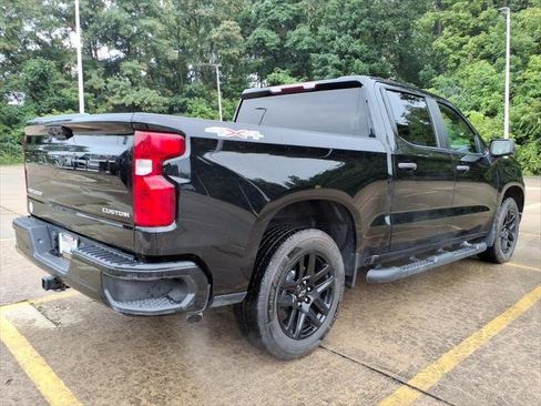 Used 2023 Chevrolet Silverado 1500 Custom AWD/4WD image 7