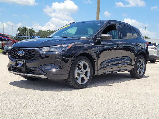 Used 2023 Ford Escape ST-Line w/ Tech Pack #1 AWD/4WD image 33