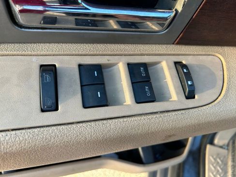 Used 2014 Ford F150 King Ranch w/ King Ranch Luxury Package RWD image 17