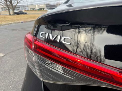 Certified 2023 Honda Civic Sport image 18