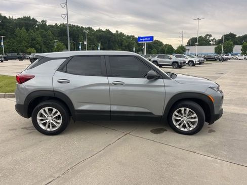 Used 2023 Chevrolet TrailBlazer LS FWD image 8