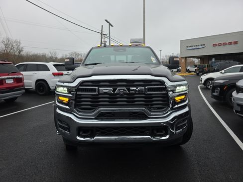New 2026 RAM 5500 Tradesman image 17