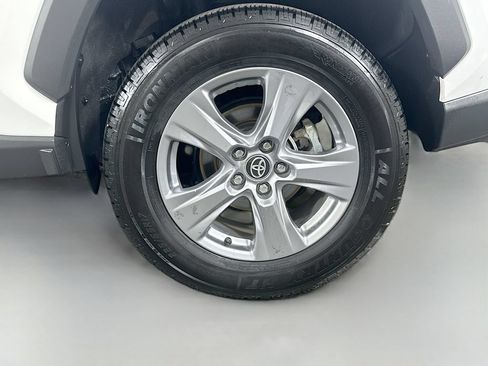 Certified 2024 Toyota RAV4 XLE FWD image 30