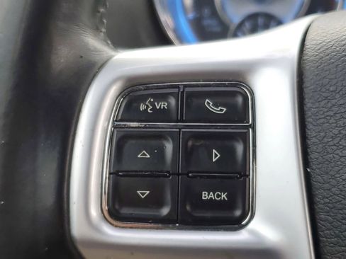 Used 2012 Chrysler 300 Limited image 23