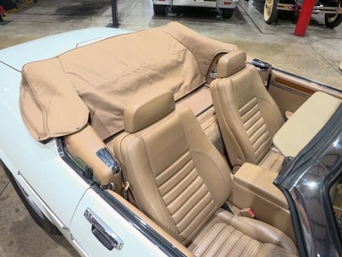 Used 1992 Jaguar XJS V12 Convertible RWD image 18
