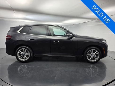 Used 2025 BMW X3 xDrive30i w/ Premium Package image 3