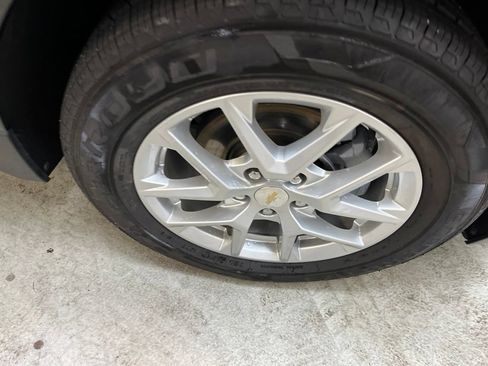 Used 2024 Chevrolet Equinox LT AWD/4WD image 39