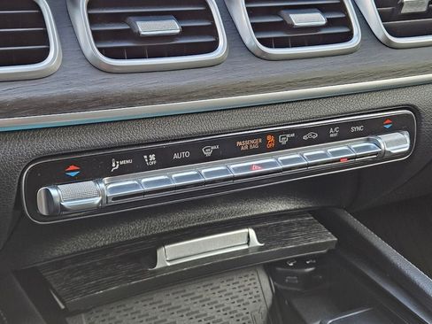 Used 2021 Mercedes-Benz GLE 350 4MATIC image 22