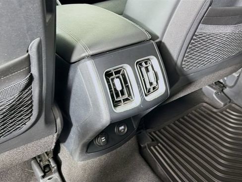 Used 2023 Kia Sorento EX AWD/4WD image 30