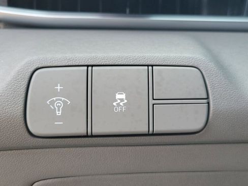 New 2026 Hyundai Elantra Sport FWD image 19