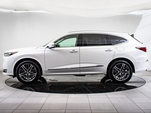 Certified 2025 Acura MDX SH-AWD w/ Advance Package image 5
