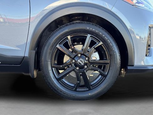 Used 2023 Nissan Kicks SR w/ SR Premium Package image 11