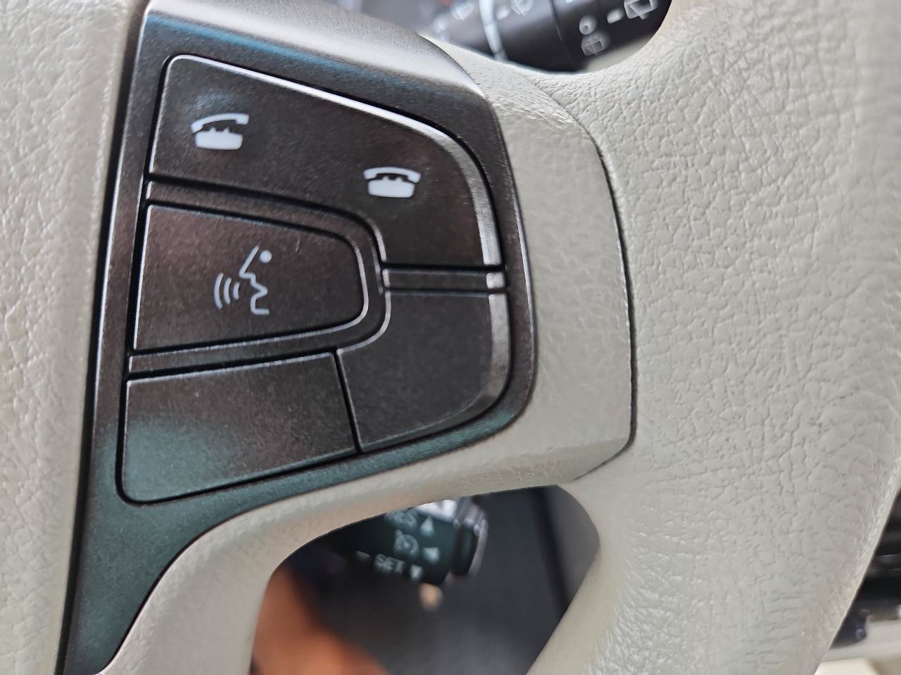 Used 2011 Toyota Sienna LE FWD image 26