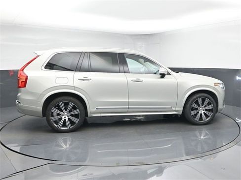 Used 2022 Volvo XC90 T6 Inscription w/ Advanced Package image 8