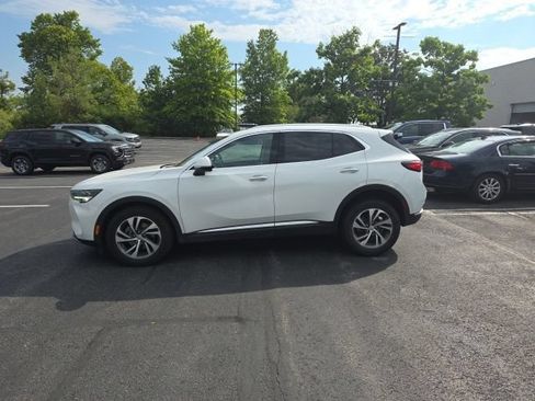 Used 2023 Buick Envision Essence AWD/4WD image 3