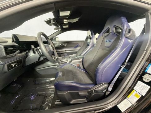 Used 2025 Ford Mustang Dark Horse image 21