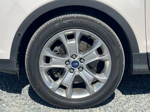 Used 2014 Ford Escape Titanium w/ Equipment Group 401A FWD image 12